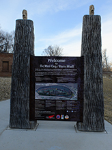 He Mni Can-Barn Bluff Regional Park 01